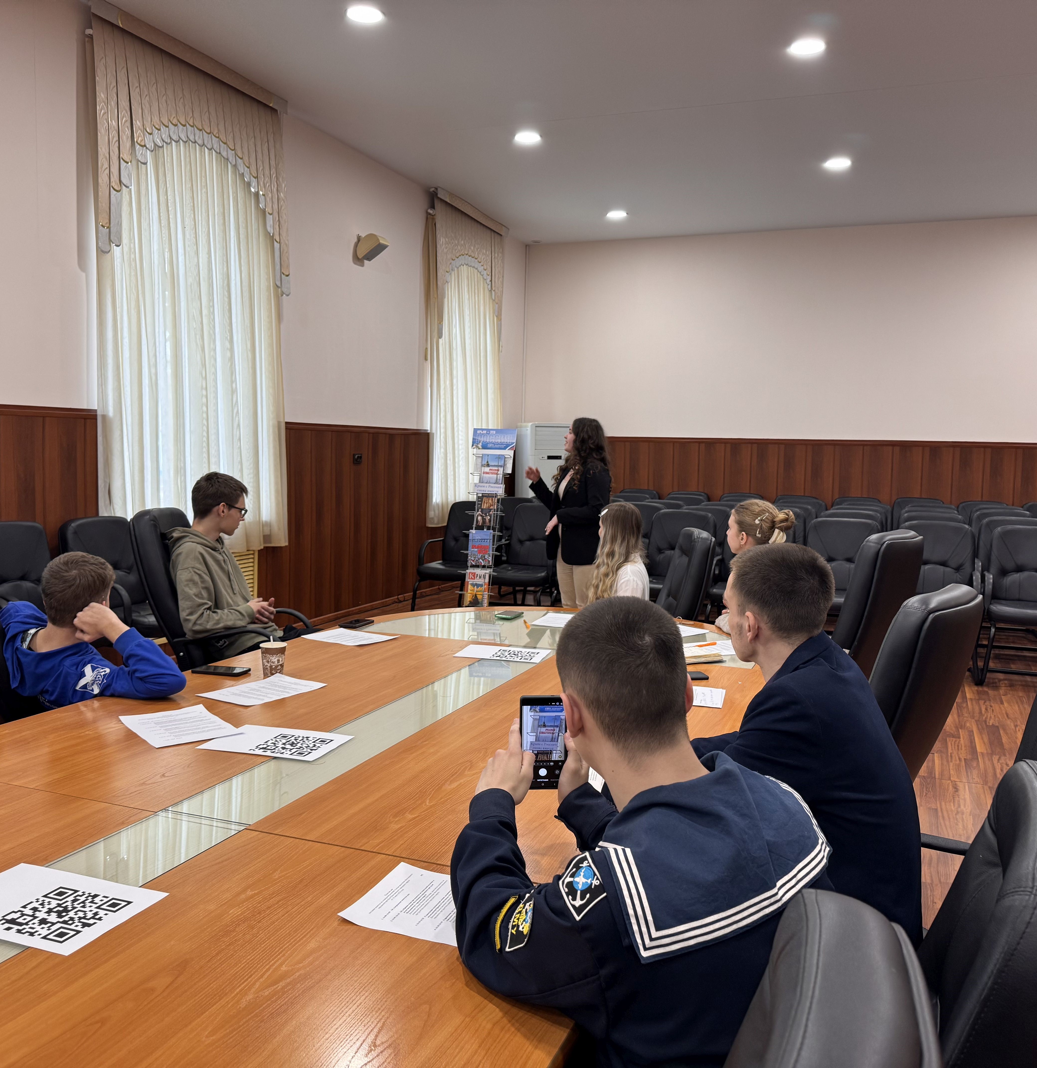 Рабочая неделя Молодёжного парламента: от городских проектов до страниц истории