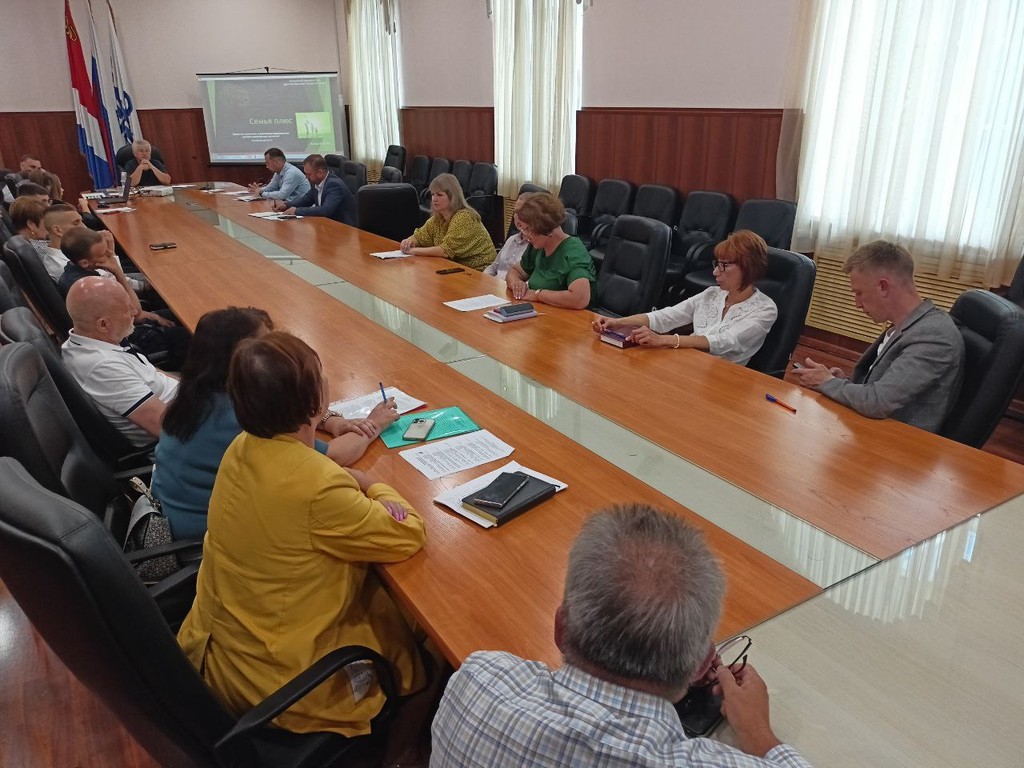 В Думе состоялись заседания постоянных депутатских комиссий