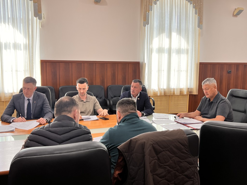 Заседания постоянных депутатских комиссий состоялись на этой неделе