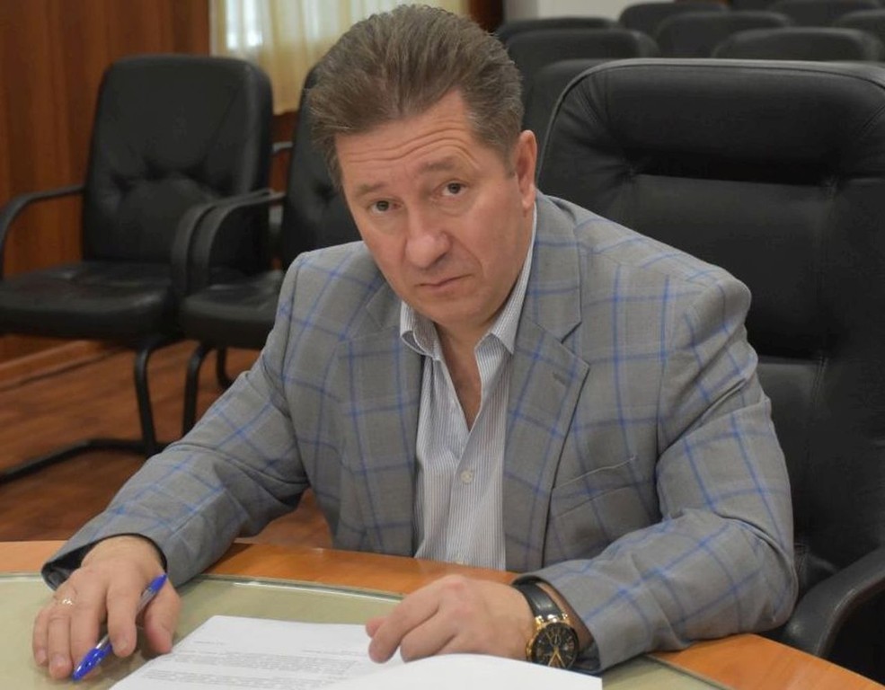 С Днем физкультурника!